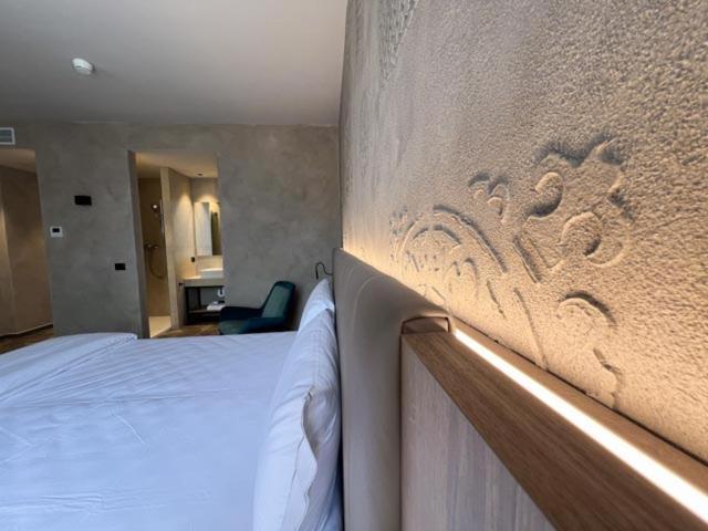 Parc Hotel San Pietro Spiazzi Di Caprino Extérieur photo